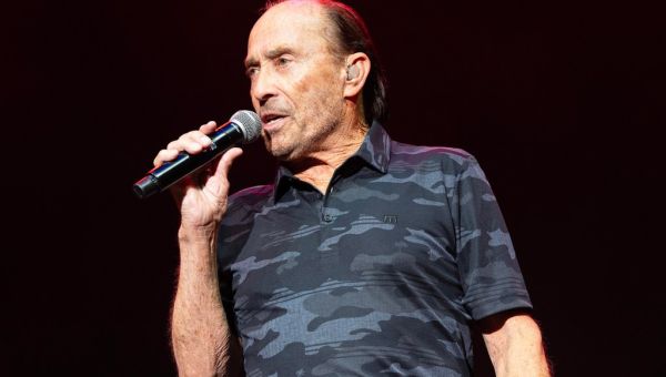 Lee Greenwood, Chris Janson to Speak During Republican National Convention