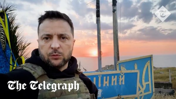 Defiant Zelensky visits Snake Island to mark 500th day of war