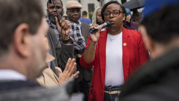 DOJ Charges Democratic Congresswoman With Assault After Confrontation at ICE Detention Facility