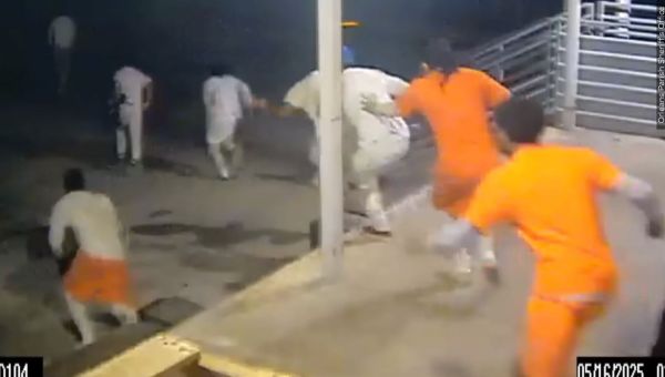 Arrested New Orleans jail worker says he helped inmates escape after stabbing threat – WWAYTV3