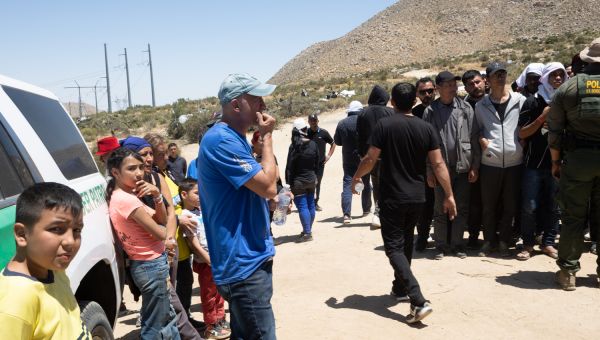 Title 42 ends: Migrants near Jacumba lack food, water, shelter
