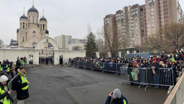 Massive Turnout In Moscow As Navalny’s Funeral Takes Place Amid Security Concerns