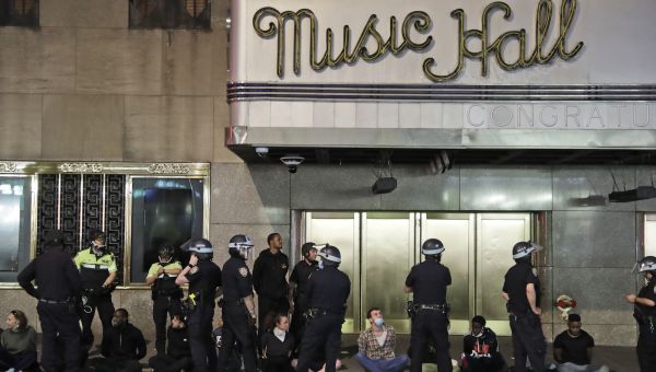 New York City Agrees to Pay Hundreds of Black Lives Matter Demonstrators For Arrest Tactics