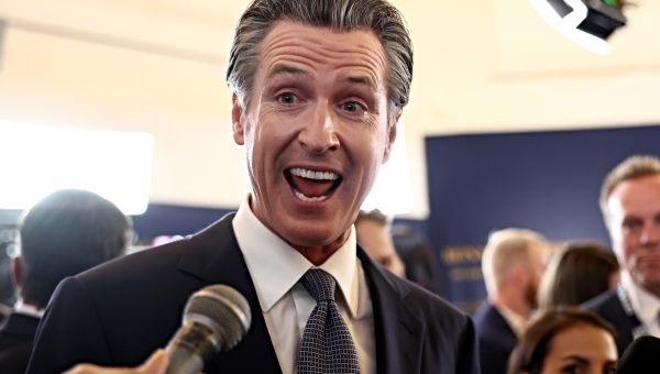 Newsom Plans to Crash Trump Visit to California: Will Greet at Airport, Uninvited