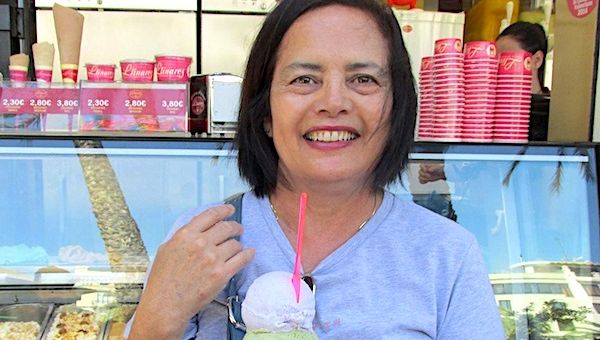 Students allegedly murder their teacher for giving them a bad grade