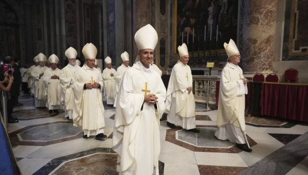 Catholics rebuke Donald Trump's AI-generated Pope image