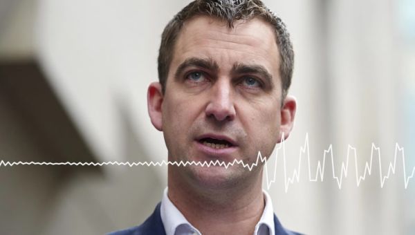 Nigel Farage nothing better than Tommy Robinson in a suit, says Jo Cox’s husband