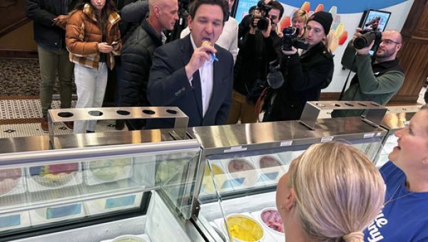 Iowa’s sparsely populated northwest is a key GOP caucus battleground for both Trump and DeSantis – Seymour Tribune