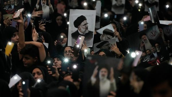 Iranian crowd chants ‘death to America’ at funeral for dead president