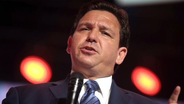 ‘You have my full support’: DeSantis’ new campaign manager is being sued for his role in stunt sending migrants to Martha’s Vineyard,