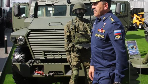 Putin sends top general to Kursk as Ukraine’s NATO tanks roll in