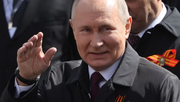 AI boffins CONFIRM theory Russian dictator Vladimir Putin uses body doubles