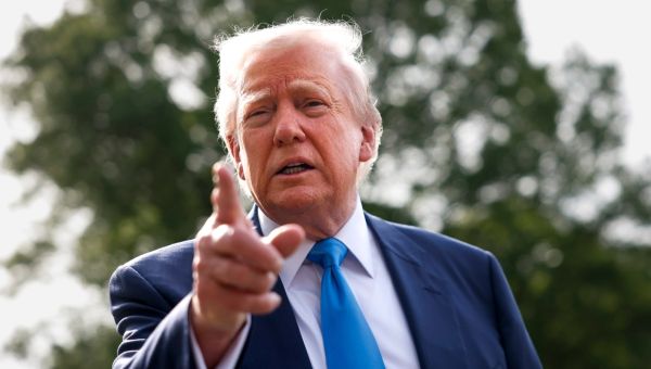 Supreme Court Blocks Trump's Alien Enemies Act Deportations