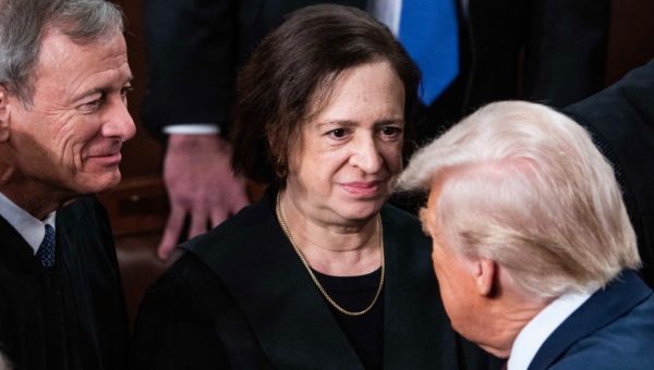 Trump asks the Supreme Court for a ‘catch me if you can’ system of justice