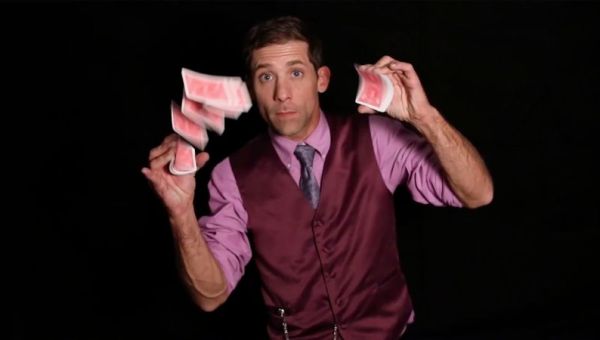 How a magician who has never voted found himself at the center of an AI political scandal | CNN Politics