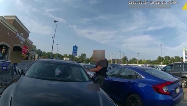 Ta’Kiya Young’s family urges officer’s arrest after video shows him killing the pregnant Black woman – WDEF