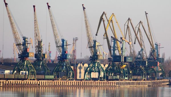 Nearly 30 Ships Stop Around Ukraine’s Izmail Gateway After Russian Danube Strikes