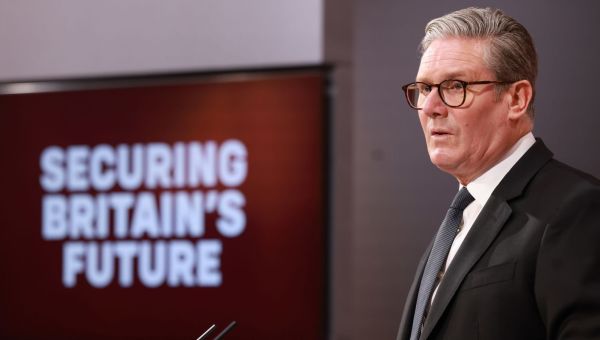 Sir Keir Starmer in Albania to tackle ‘revolving door’ of migration