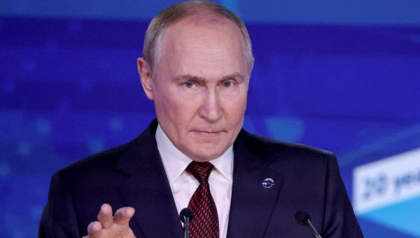 Vladimir Putin congratulates ‘courageous’ Donald Trump on US election win