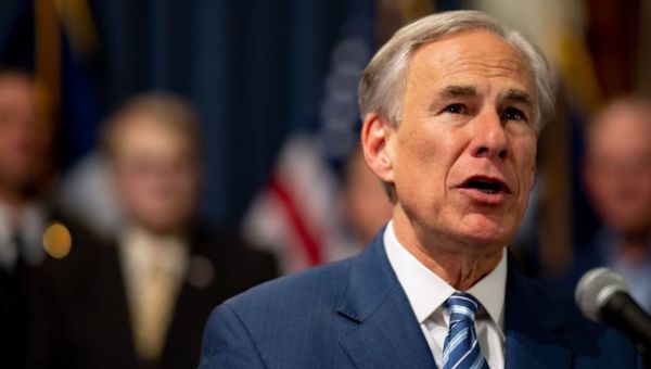 Supreme Court extends freeze on Texas law that would allow police to arrest, deport illegal migrants | Blaze Media