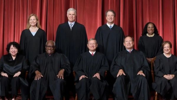 Supreme Court Keeps, Mostly Punts, Temporary Block on Deportation of Terrorist Aliens Using 'Alien Enemies Act' - The Last Refuge
