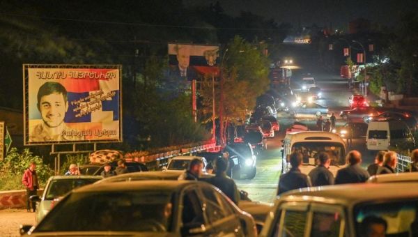 Karabakh’s Armenians start to leave en masse for Armenia