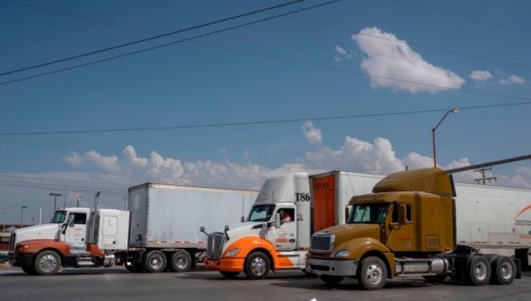 Texas Man Crashes Stolen Semi-Truck to State’s DPS Building Killing 1, Hurting 13