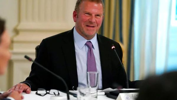 Trump nominates billionaire Tilman Fertitta for ambassador to Italy - Washington Examiner