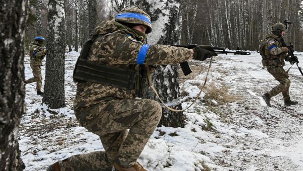 Russia batters Ukraine power grid amid rising concern Putin could order ballistic missile attack this weekend