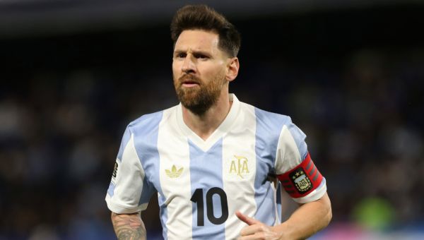 Lionel Messi, Magic Johnson among 19 set to receive Presidential Medal of Freedom from President Joe Biden – CBSSports.com