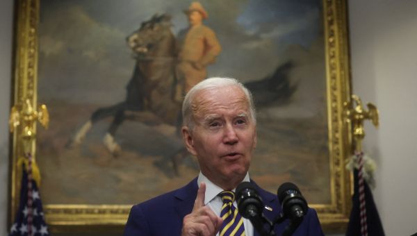 U.S. Appeals Court Temporarily Blocks Biden’s Student Loan Forgiveness Plan