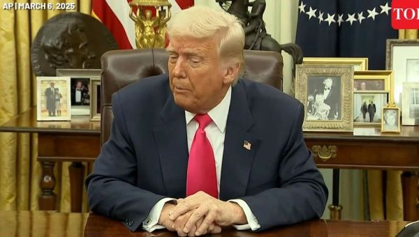 Trump questions if NATO would help the US – and ‘forgets key moments from history’