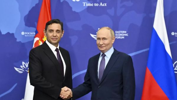 Putin bolsters alliances at Eastern summit