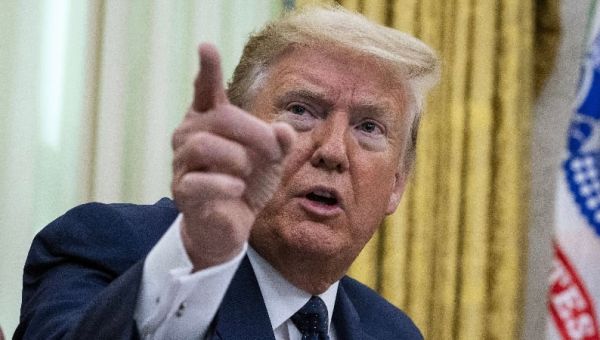 Using Tough Negotiation Tactics, Trump Says He’s Ready to Meet With Putin & End War