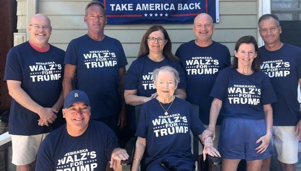 Leaked Photo Reveals Tim Walz’s Family Members Endorse Donald Trump for President