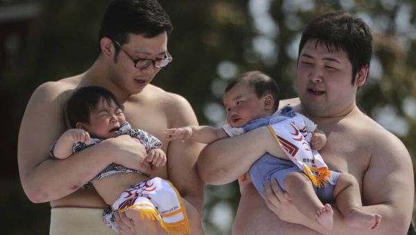 Newborns in Japan hit a new low, while fewer couples marry