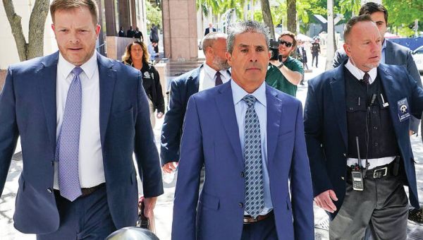 Mar-a-Lago manager De Oliveira makes his first court appearance in Trump’s classified documents case – West Hawaii Today