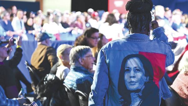 Trump and Harris make final pitch in Pennsylvania on eve of historic vote – West Hawaii Today