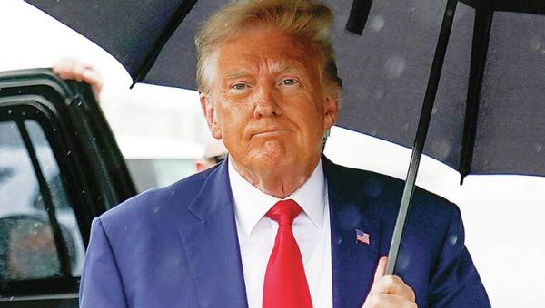 Judge tosses Trump’s defamation suit against writer who won sexual abuse lawsuit against him – West Hawaii Today