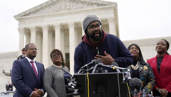 High court rules in favor of Black voters in Alabama