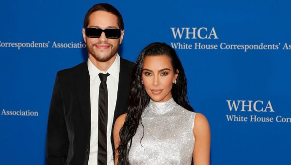 How to Watch the White House Correspondents’ Dinner and Red Carpet Free: Details on Host, Celebrity Guests and More