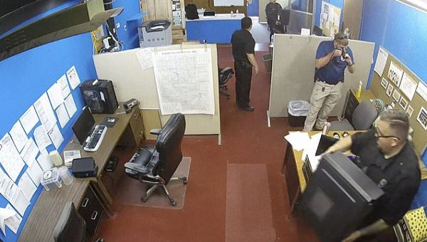 EXPLAINER: Why is a police raid on a newspaper in Kansas so unusual?