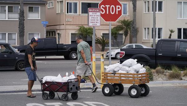 Tropical Storm Hilary packs deadly rainfall along Mexico´s Baja coast
