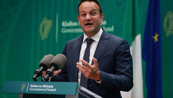 Taoiseach and EU Commissioner announce 1bn euro peace funding for NI