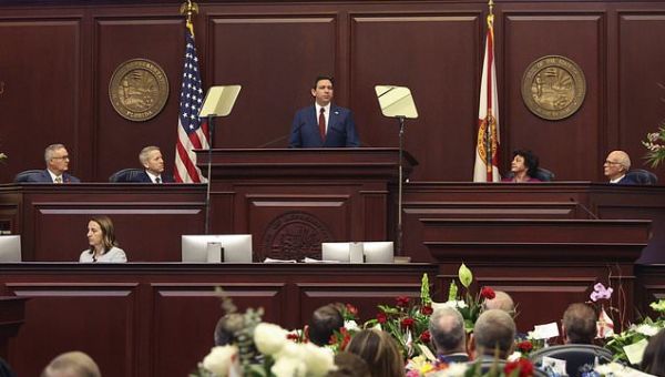 DeSantis targets New York, California and Biden in his Florida...