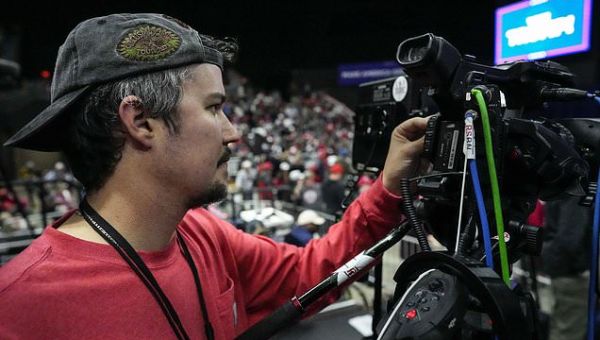 Takeaways: How an right-wing internet broadcaster became Trump’s…