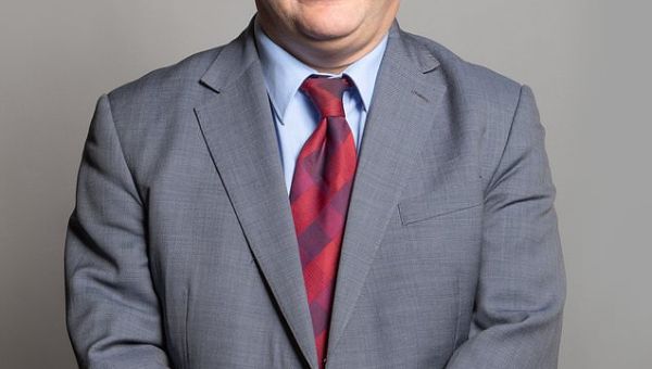 New video appears to show Labour MP punching man repeatedly