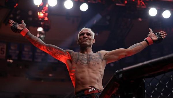 Jon Jones sends Stipe Miocic into retirement with decisive UFC...