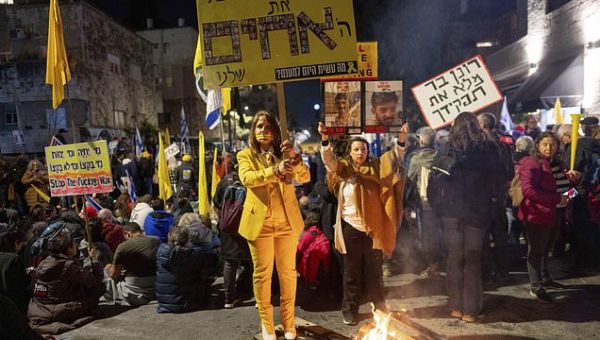 Middle East latest: 1 killed and 4 wounded in stabbing attack in…