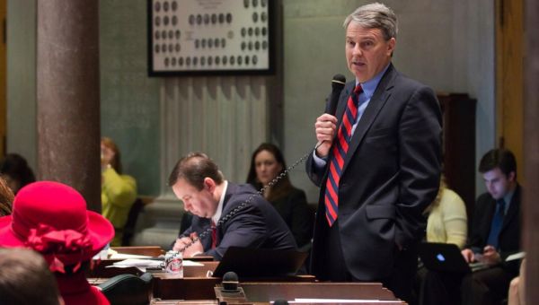 Roy Herron, longtime Tennessee Democratic lawmaker, dies after injuries from jet ski accident